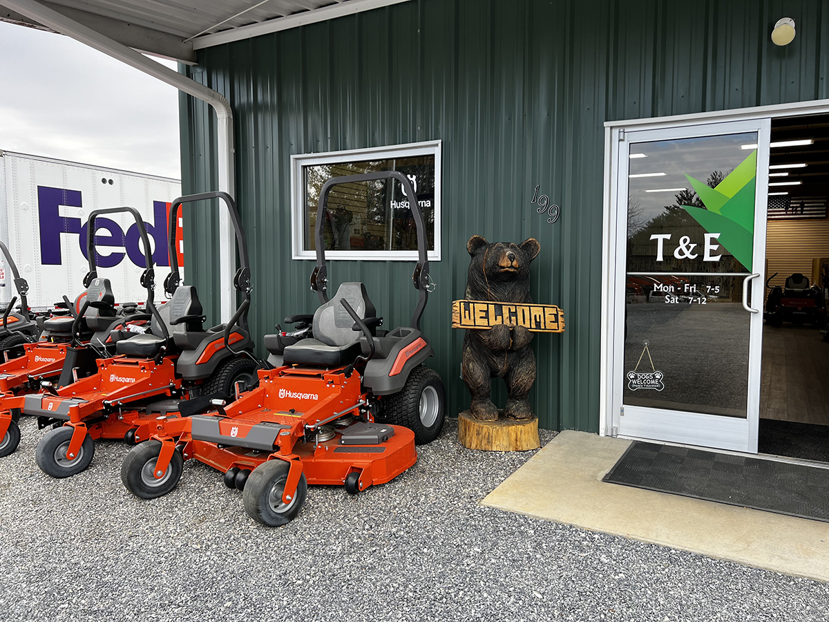 te-small-engine-entrance